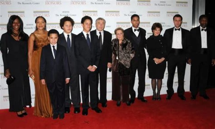 Drena De Niro Siblings: Meet Raphael De Niro, Julian Henry De Niro, Aaron Kendrick De Niro, Elliot De Niro, and Helen Grace