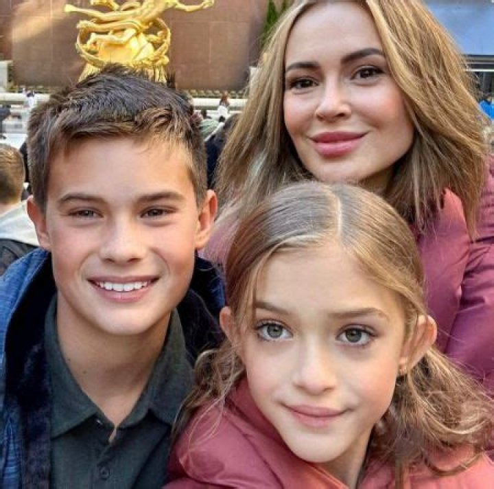 Elizabella Dylan Bugliari