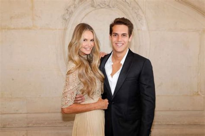 Elle Macpherson Parents: Meet Peter Gow & Frances Gow