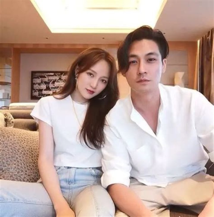 Elroy Cheo Girlfriend, Age, Wiki (Meng Jia) Family, Bio and Facts