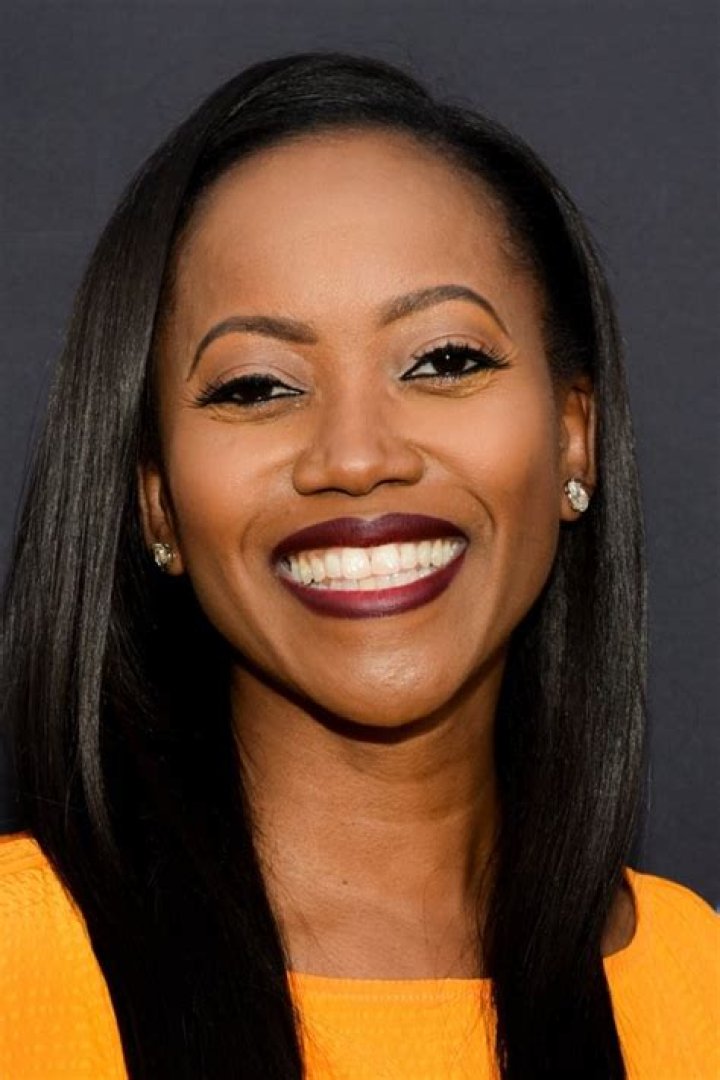 Erika Alexander Biography , Age, Family, Relationship | Marriage, Career, Net worth, News.