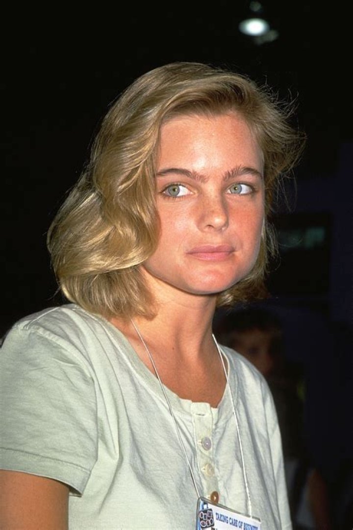 Erika Eleniak Net Worth, Age, Wiki, Bio – Facts about Philip Goglia Wife