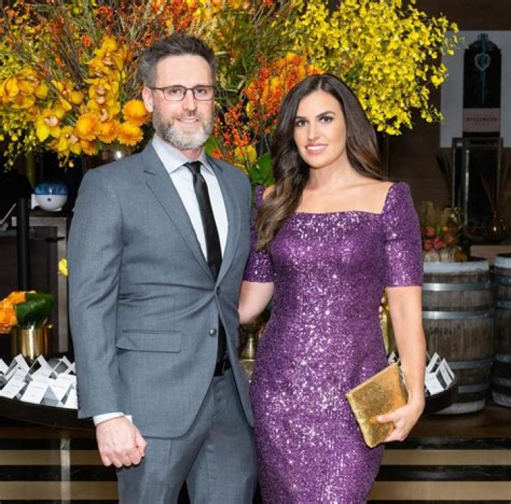 Erin Como Fox 5 Husband, Married, Net Worth, Age, Height, Kids, Bio