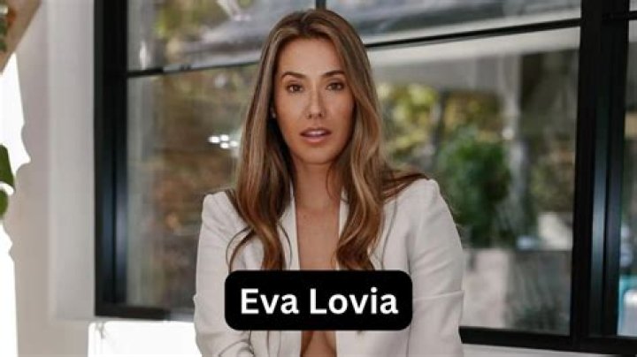 Eva Lovia (Adult Actress) Wikipedia, Biography, Age, Height, Weight, Boyfriend, Net Worth, Family, Career, Facts