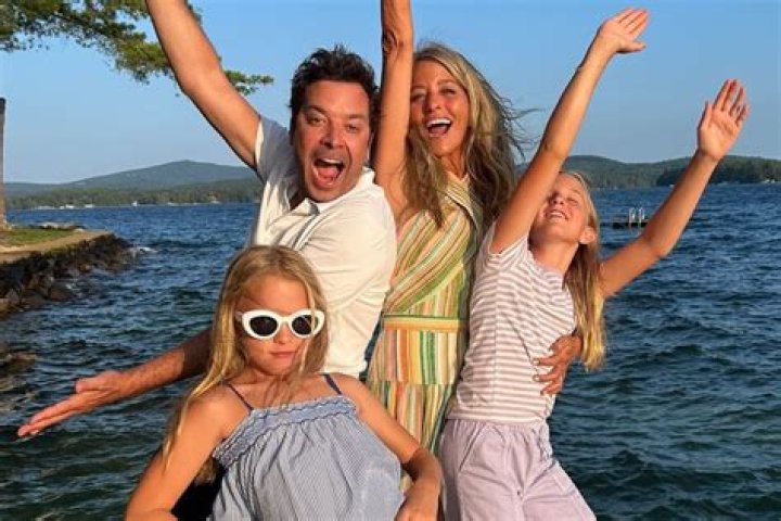 Fallon Silcox Bio, Wiki, Age, Height, Husband, Family, Parent, Salary and Net Worth