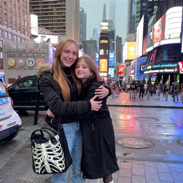 Farrah Mackenzie Wikipedia, Age, Biography, Parents, Height, Instagram, Net Worth