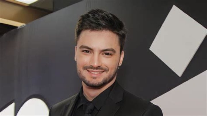 Felipe Neto Biography, Weight, Youtube, Melody, Net Worth