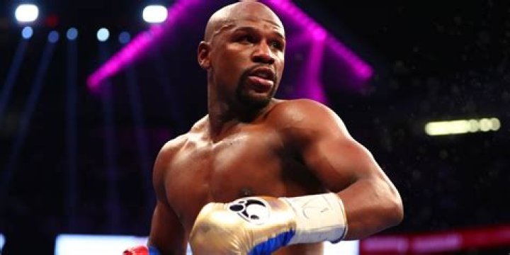 Floyd Mayweather’s net worth, fact, career, awards, biography & life story