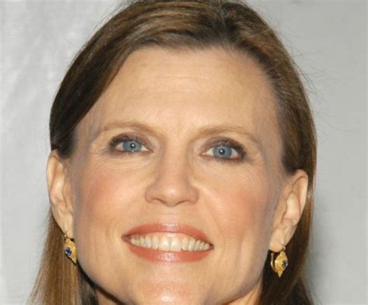 Forrest Sawyer ABC News Wiki, Age, Wife, Family, Salary, Net Worth, Height, Children