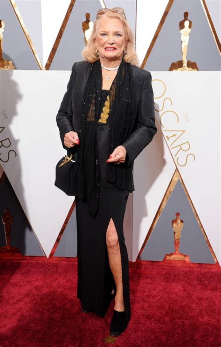 Gena Gale Burghoff Bio, Wiki, Age, Height, Parents, Husband, Career, and Net Worth