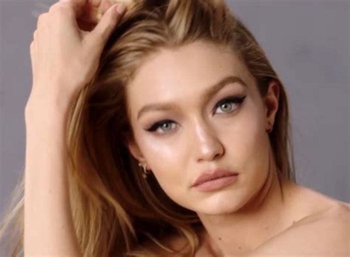 Gigi Hadid (Model) Wiki, Bio, Age, Height, Weight, Measurements, Boyfriend, Net Worth, Facts