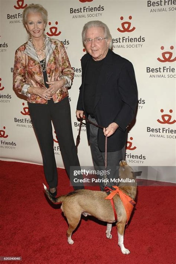 Gisela Johnson Bio, Age, Career, Husband, Arte Johnson Death