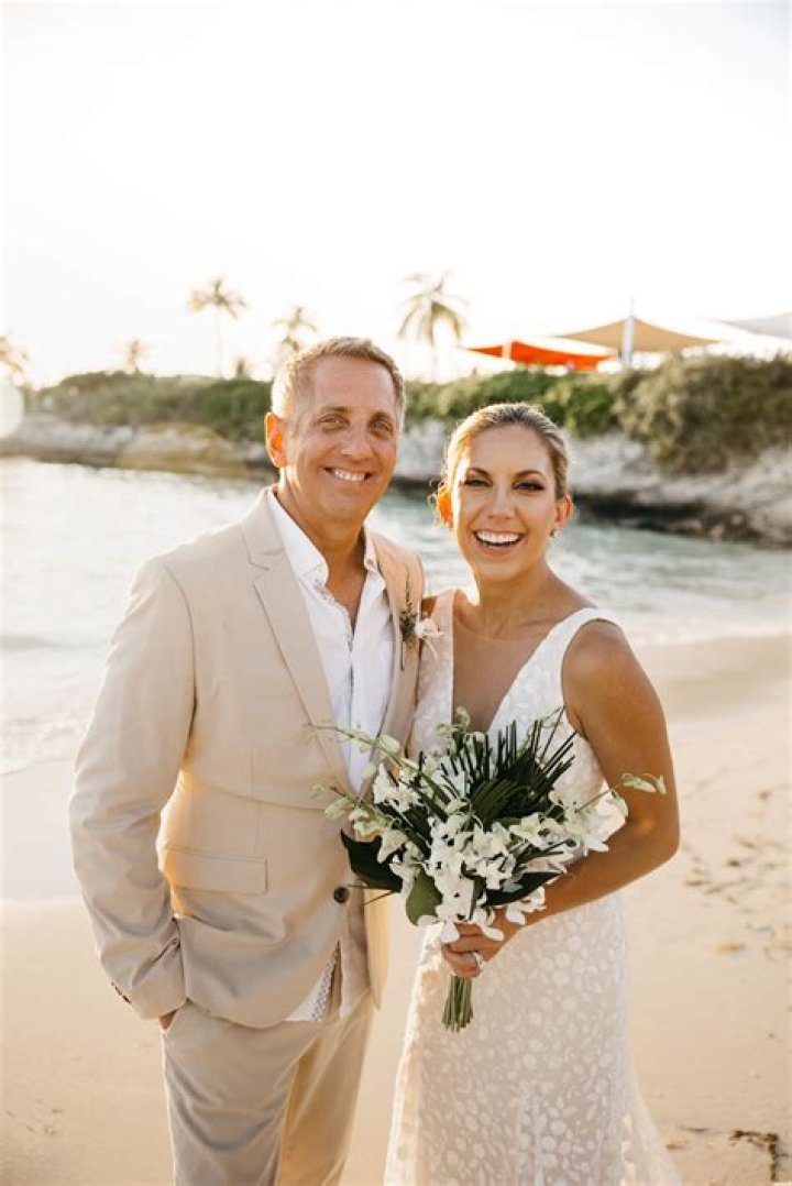 Greg Kelly Net Worth, Married, Salary, Wife, Age and Kids