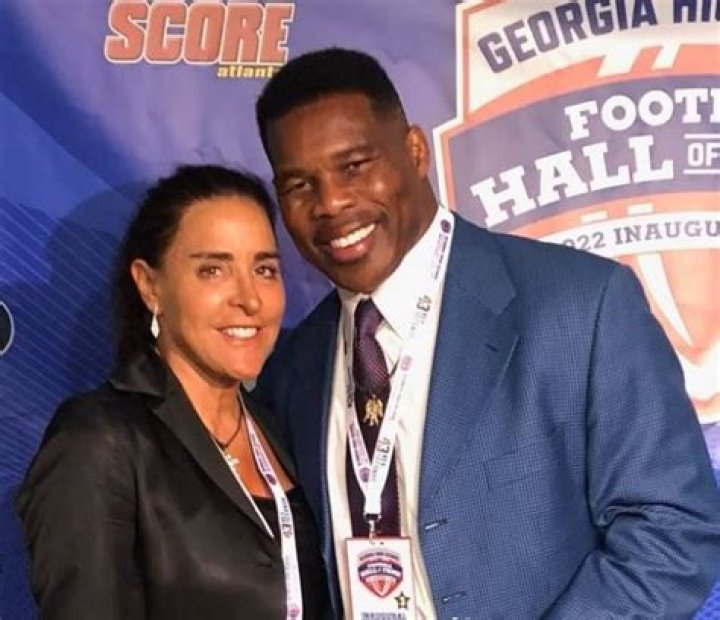 Herschel Walker Age, Wikipedia, Biography, Children, Salary, Net Worth, Parents.