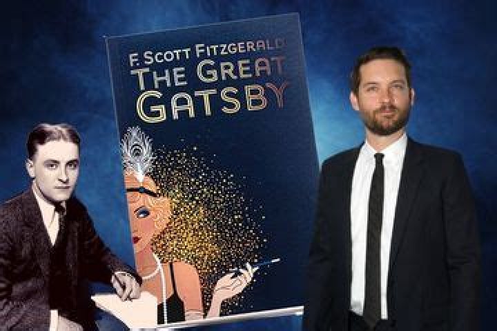 How is nick carraway described