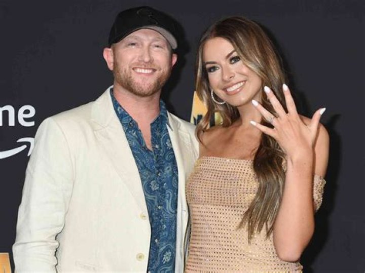 How Old Is Cole Swindell Girlfriend Courtney Little? Everything To Know