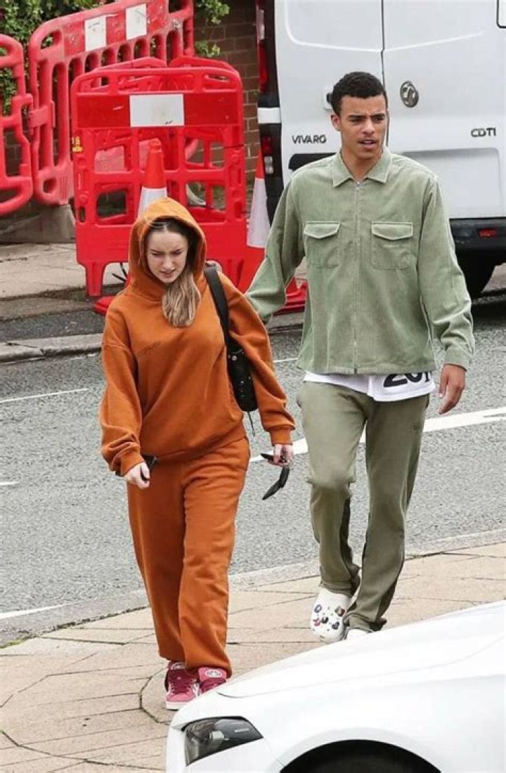 How Old Is Harriet Robson? Everything To Know About Mason Greenwood Girlfriend