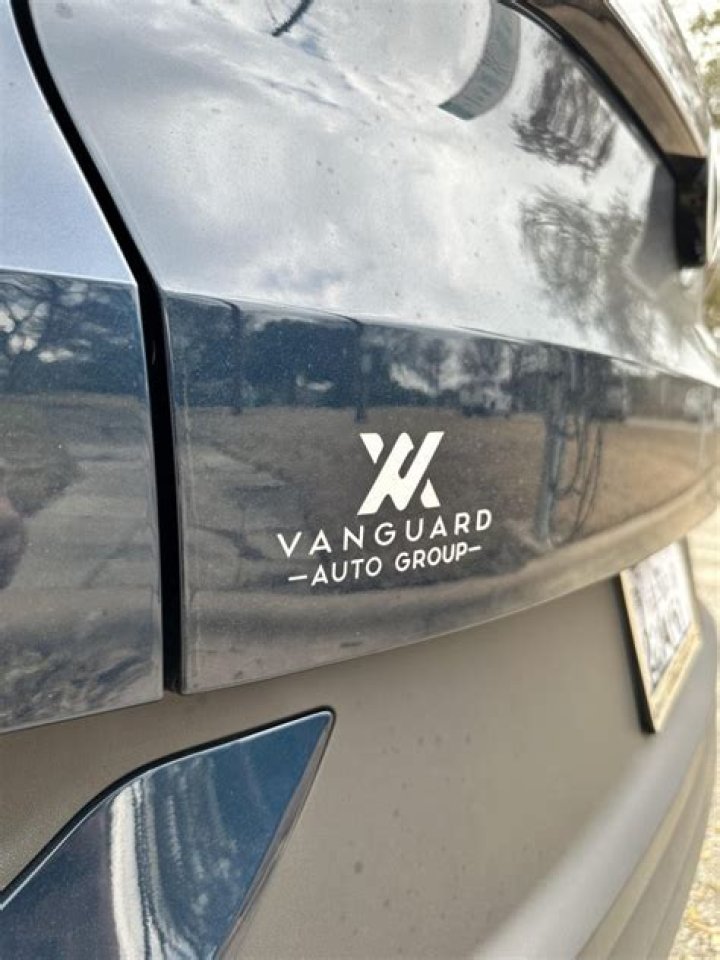 How to remove dealership decals