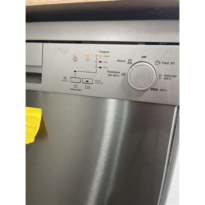 How to reset westinghouse dishwasher wsf6606x