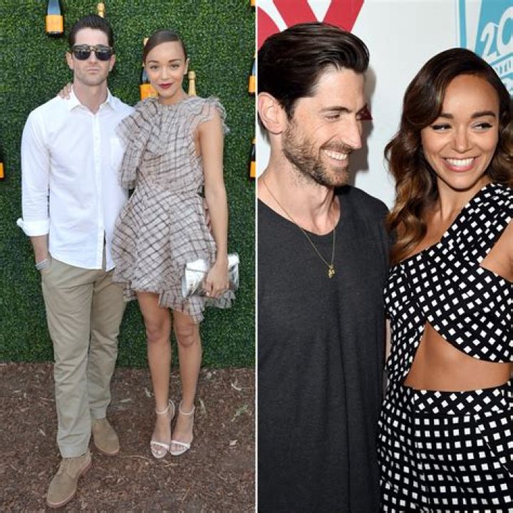 Iddo Goldberg Bio, Wiki, Age, Height, Weight, Family, Wife, Career and Net Worth.