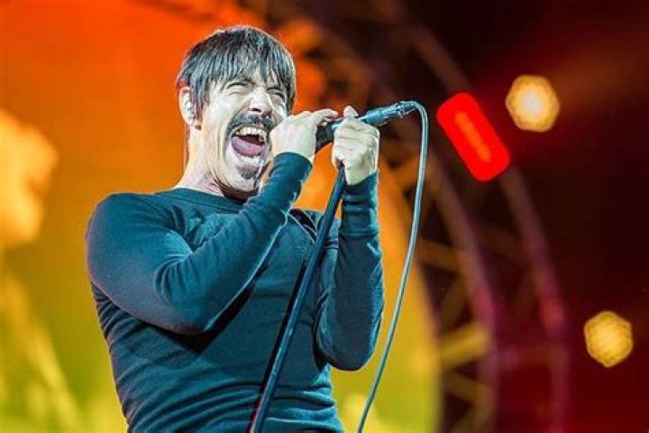 Is Anthony Kiedis Gay Or Bi? Who’s His Dating Partner In 2023?