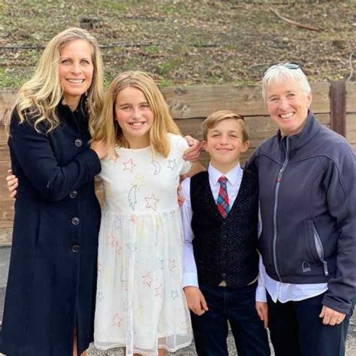 Is Becky Worley Married To Partner Jane Mitchell? Husband and Family Life