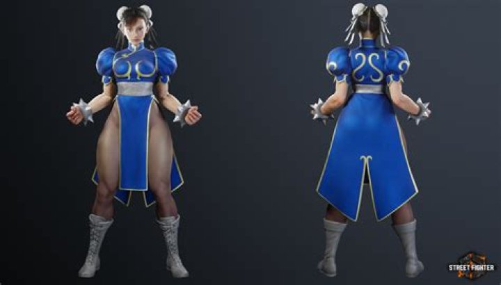 Is chun li wearing pants