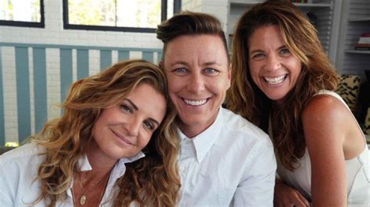 Is Glennon Doyle Sister Married? Amanda Doyle Ex Husband And Partner