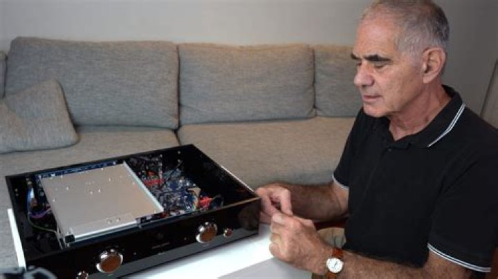 Is Mark Levinson still in business? What is a Mark Levinson sound system?