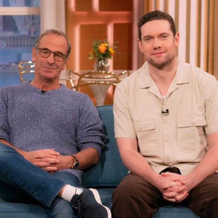 Is Robson Green Gay? Everything On His Married Life And Net Worth