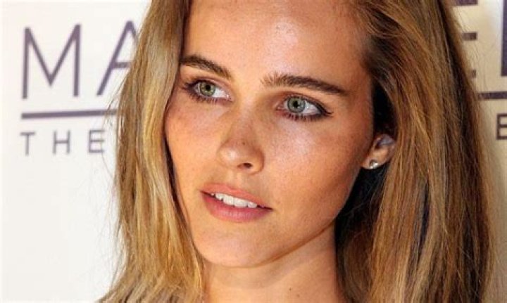 Isabel Lucas Height: How tall is Isabel Lucas?
