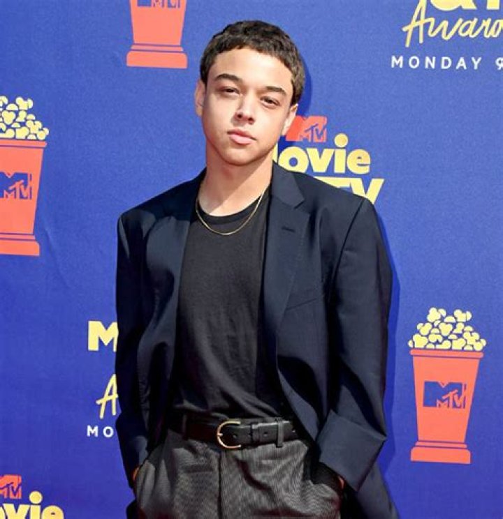 Jason Genao Disability Condition -Is He A Dwarf? Meet His Mother And Father