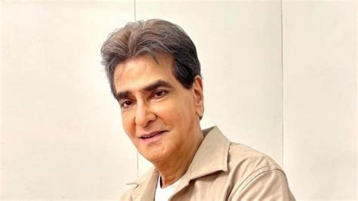 Jeetendra Net Worth, Income, Salary, Earnings, Biography