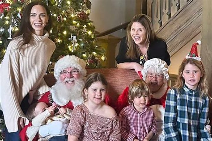 Jenna Bush Hager Reveals Her Family’s Holiday Card: ‘The Hagers Are Home for the Holidays!’