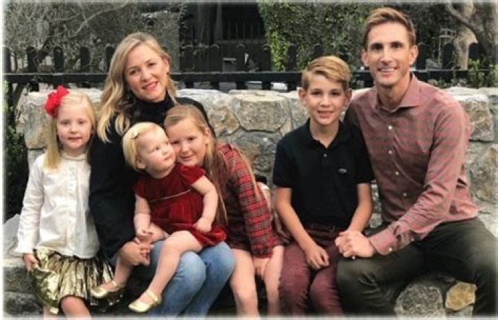 Jessica Capshaw Bio, Wiki, Age, Height, Husband, Parents, Siblings, Movies and Net Worth