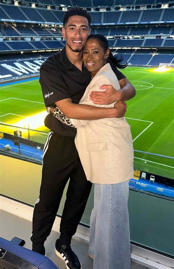 Jobe Bellingham Girlfriend And Parents- Find More About The Football Player