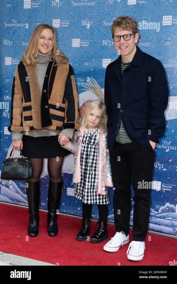 Josh Widdicombe Wife, Girlfriend, Children, Height: All About English comedian and Radio and TV Presenter