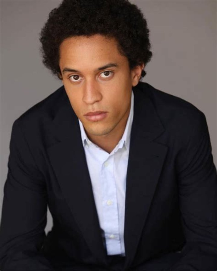 Julian Henry De Niro (Actor) Age, Bio, Wiki, Height, Weight, Girlfriend, Net Worth, Born, Career, Facts