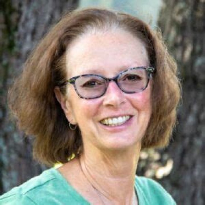 Karen Kline Bio, Wiki, Age, Height, Wife, Family, Career and Net worth