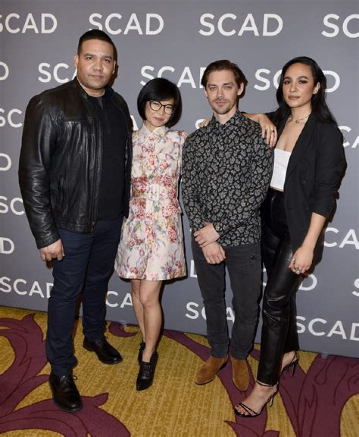 Keiko Agena Bio, Wiki, Age, Height, Husband, Children, Family, Parents, Actress and Net worth