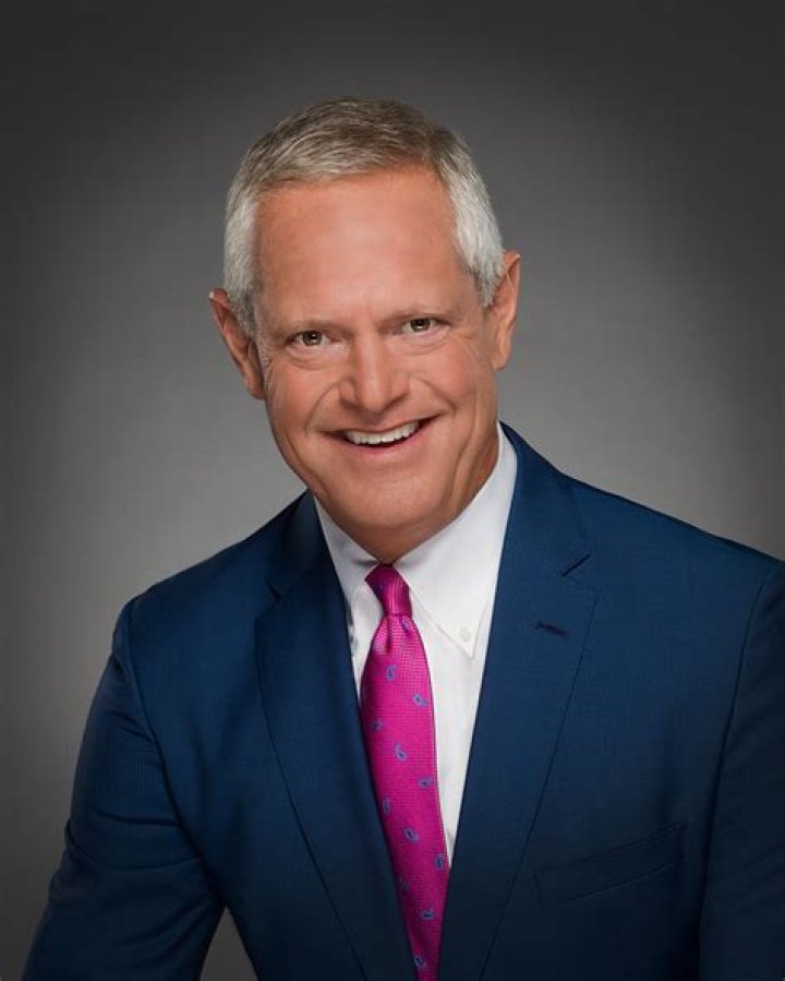 Kelby Krabbenhoft Net worth, Biography, Wiki, Salary, Wife, Married, Education, Sanford