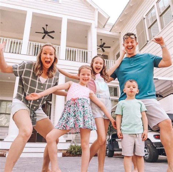 Kelly Harmon Bio, Wiki, Age, Height, Family, Husband, Kids, WRIF, Tic Tac, Today and Net Worth