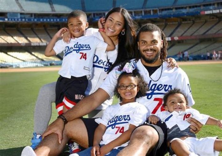 Kenley Jansen Age, Wikipedia, Biography, Children, Salary, Net Worth, Parents.