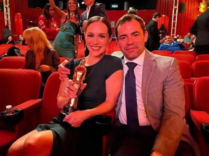 Kerry Knuppe Height, Weight, Net Worth, Age, Birthday, Wikipedia, Who, Instagram, Biography