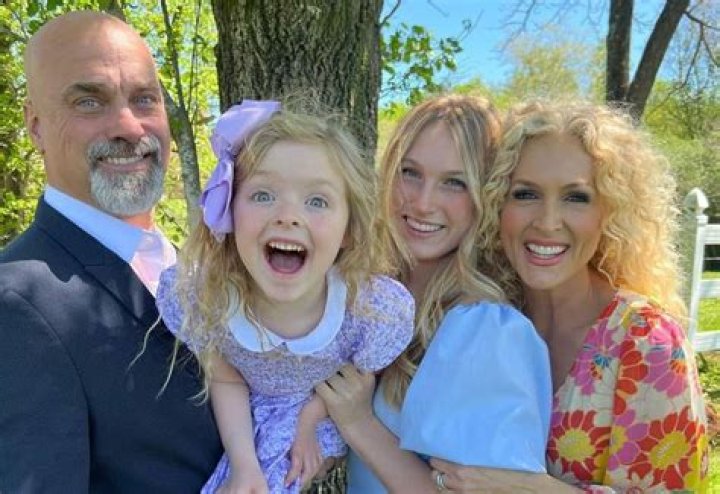 Kimberly Schlapman Children: Meet Dolly Grace Schlapman, Daisy Pearl Schlapman