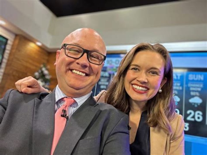 Kristen Kennedy WKYT: Bio, Age, Height, Family, Wedding, Husband, Chicago, Salary and Net Worth