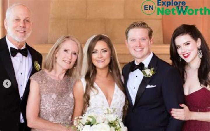 Lana Parrilla Bio, Age, Parents, Husband, Movies and Tv Shows, Instagram and Net Worth