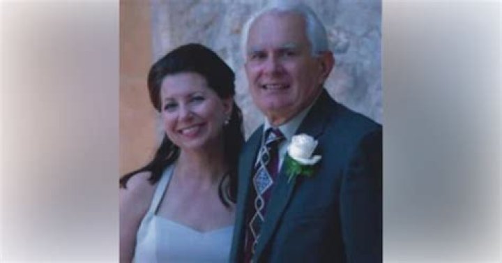 Lesley D. Van Arsdall Net Worth, Income, Salary, Earnings, Biography