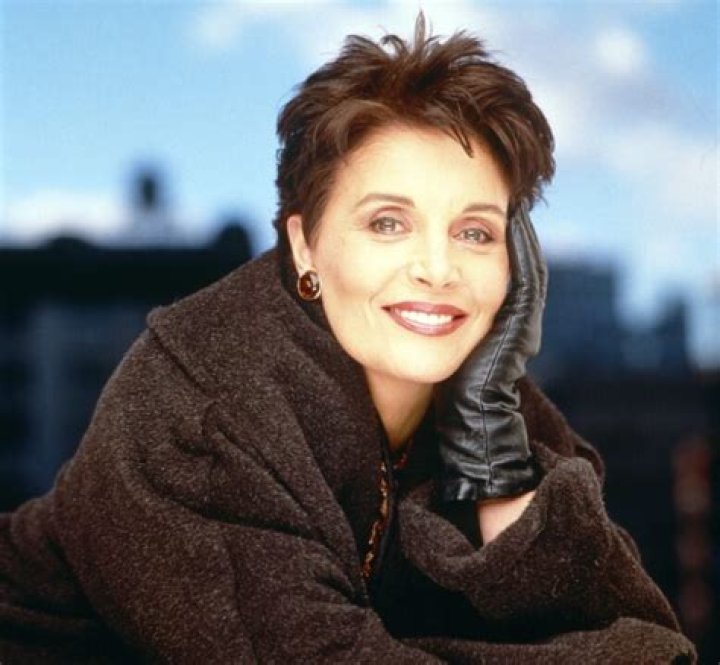Linda Dano Bio, Age, Alzheimer’s, Books, Scarf, Attitudes and Net Worth