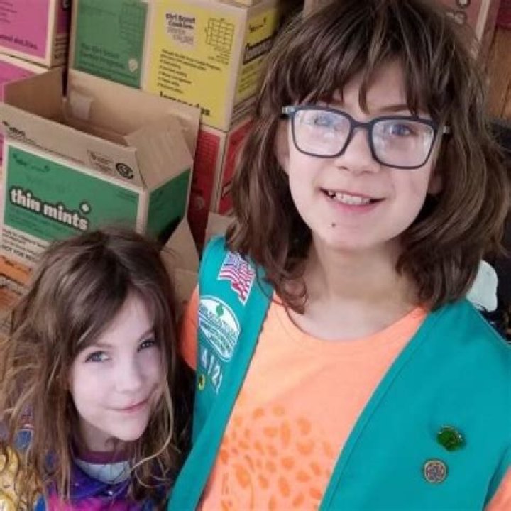 Lindsay Fox Is The Older Sister Of American YouTuber Tanner Fox